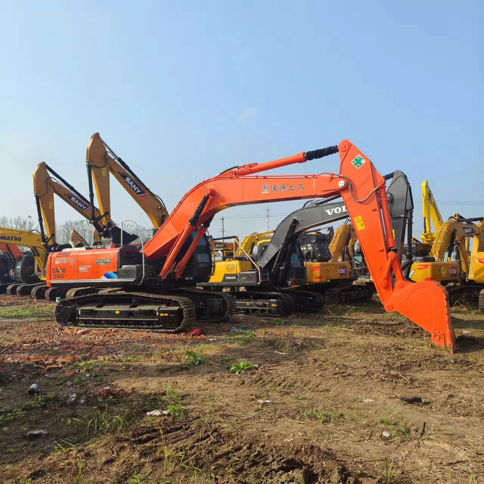 HITACHI ZX360 - Lintekskavaator: pilt 2 HITACHI ZX360 - Lintekskavaator: pilt 2
