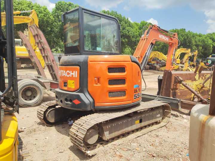 HITACHI ZX55USR - Miniekskavaator: pilt 2 HITACHI ZX55USR - Miniekskavaator: pilt 2