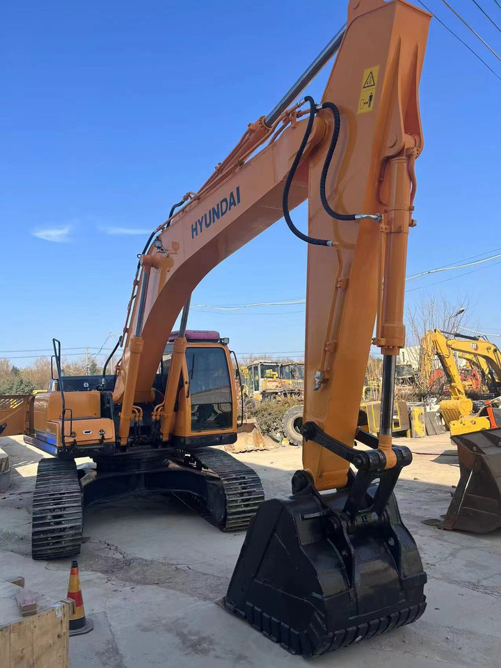 Hyundai R305LC-9T - Lintekskavaator: pilt 3 Hyundai R305LC-9T - Lintekskavaator: pilt 3