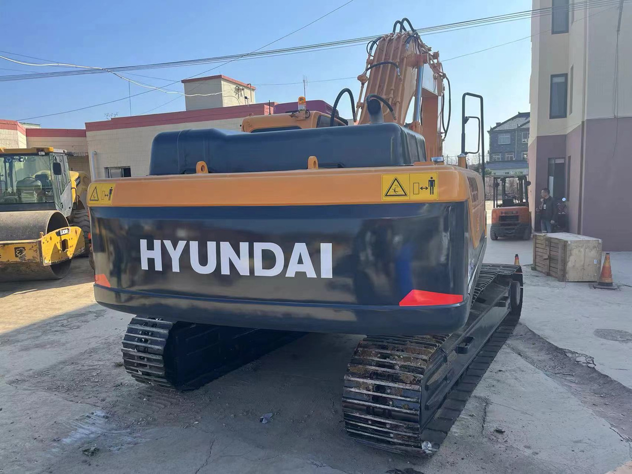 Lintekskavaator Hyundai R305LC-9T: pilt 8