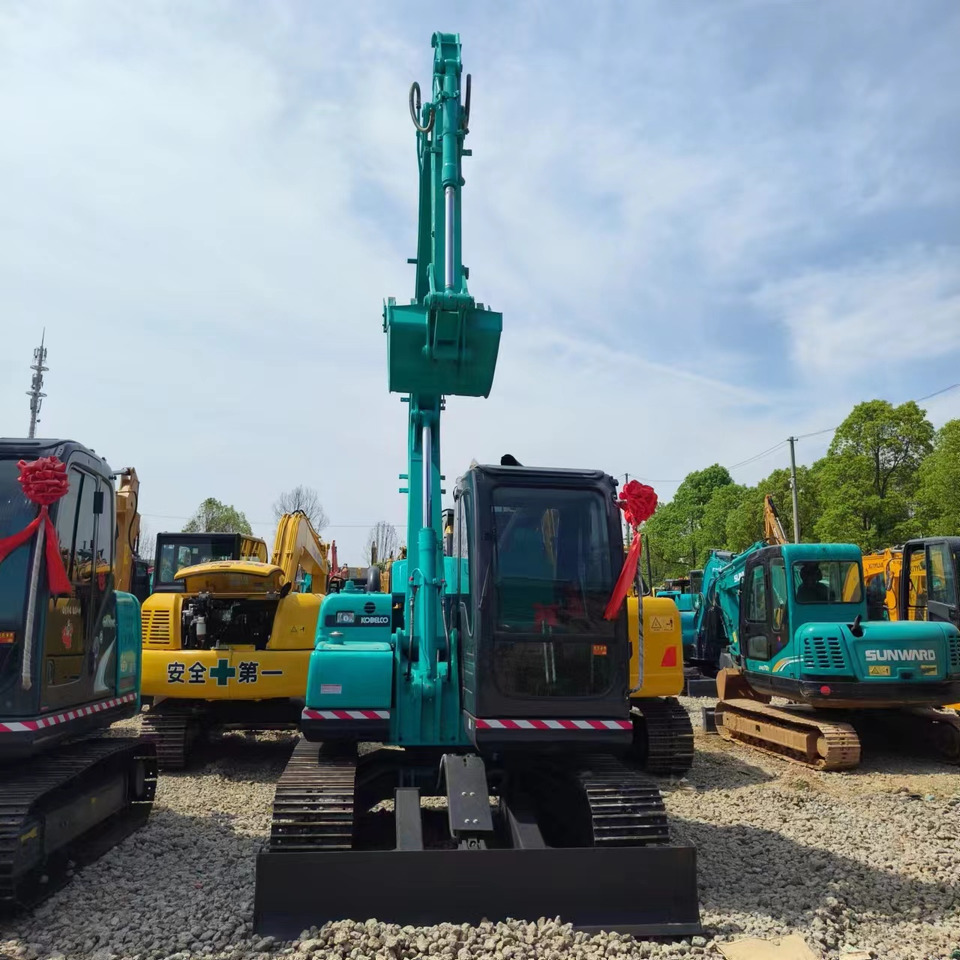 KOBELCO SK75-8 - Lintekskavaator: pilt 4 KOBELCO SK75-8 - Lintekskavaator: pilt 4