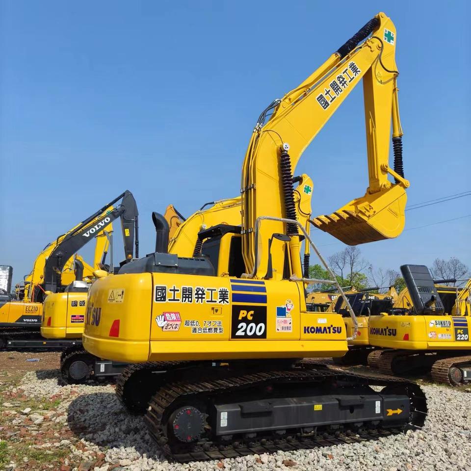 KOMATSU PC 200-8N1 - Lintekskavaator: pilt 1 KOMATSU PC 200-8N1 - Lintekskavaator: pilt 1