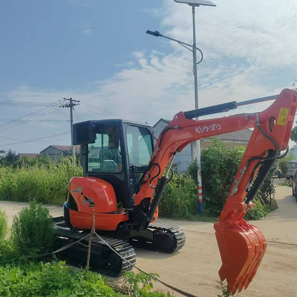 KUBOTA U35 - Miniekskavaator: pilt 2 KUBOTA U35 - Miniekskavaator: pilt 2
