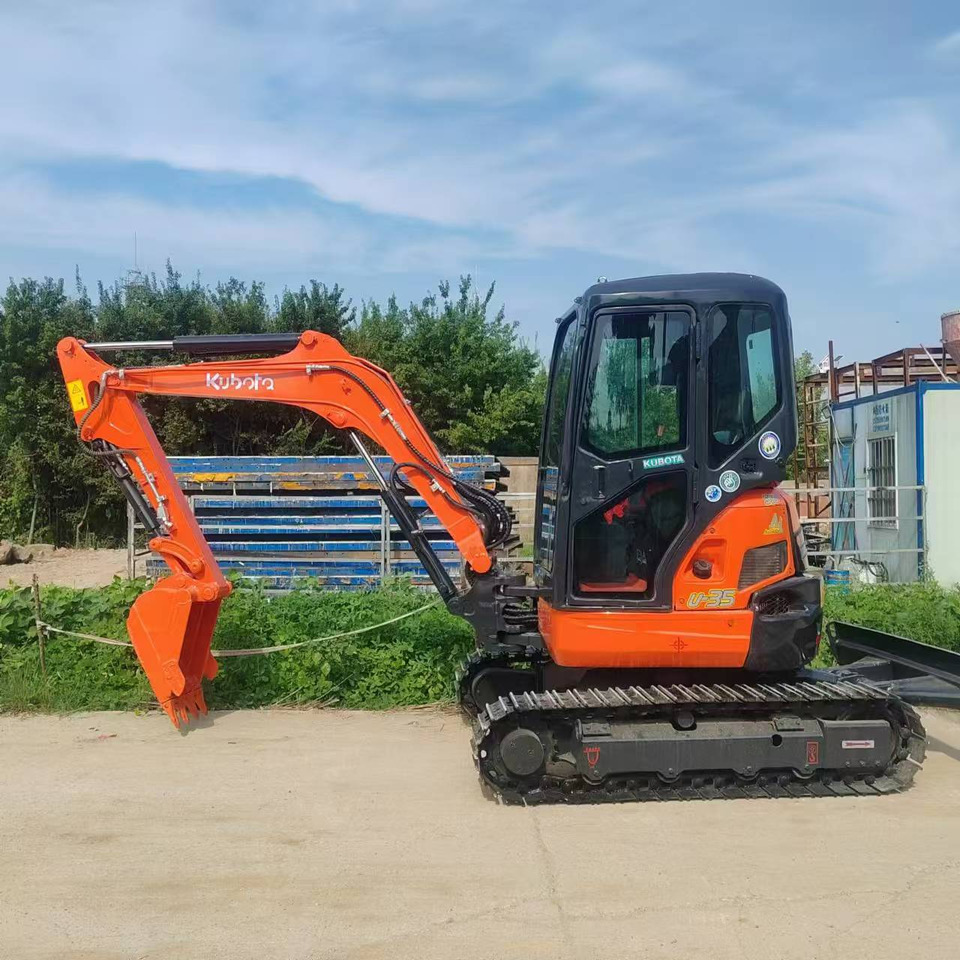 KUBOTA U35 - Miniekskavaator: pilt 1 KUBOTA U35 - Miniekskavaator: pilt 1