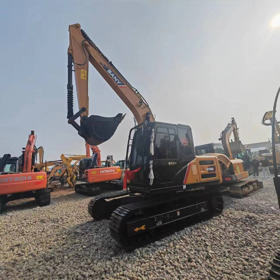 SANY SY135C - Lintekskavaator: pilt 4 SANY SY135C - Lintekskavaator: pilt 4