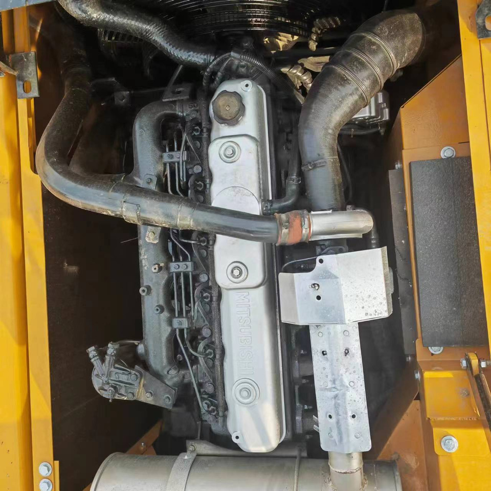 SANY SY215C - Lintekskavaator: pilt 5 SANY SY215C - Lintekskavaator: pilt 5