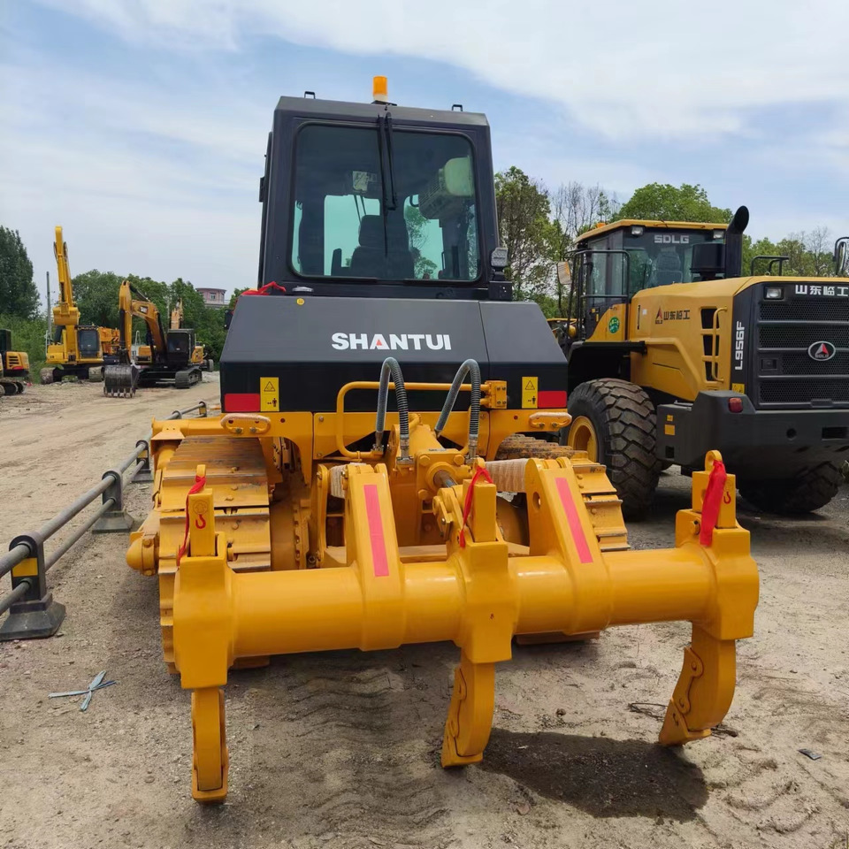 Buldooser Shantui SD16: pilt 6