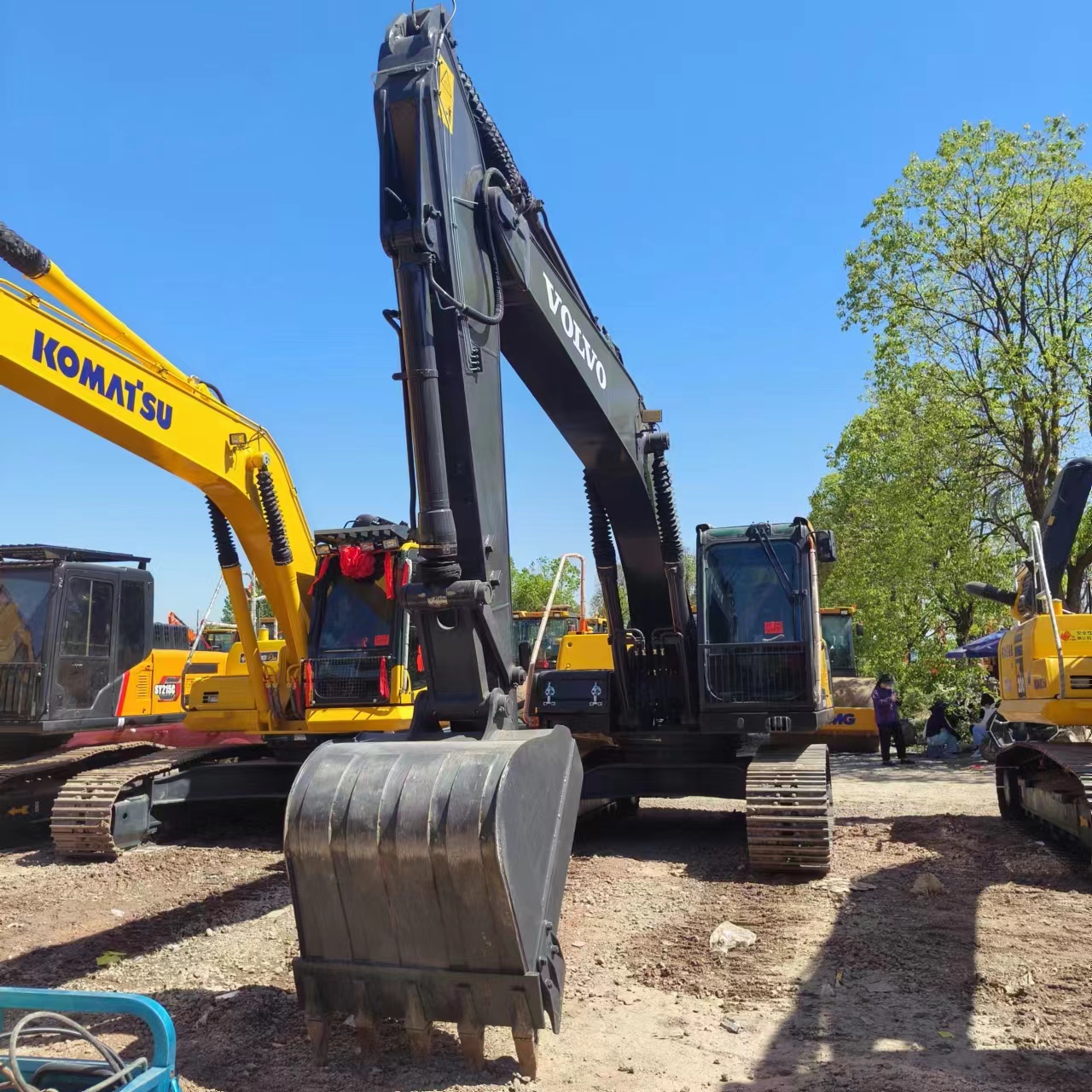 VOLVO EC210 - Lintekskavaator: pilt 2 VOLVO EC210 - Lintekskavaator: pilt 2