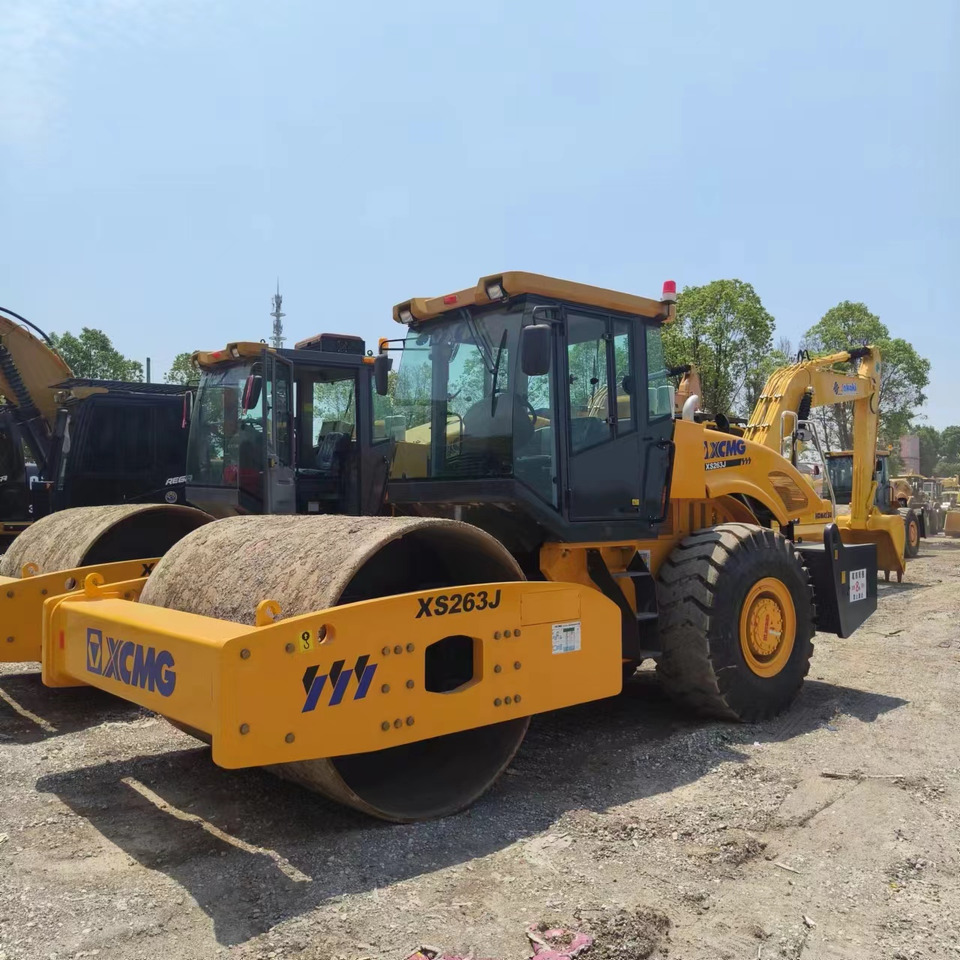 XCMG XS263J - Tihendaja: pilt 1 XCMG XS263J - Tihendaja: pilt 1