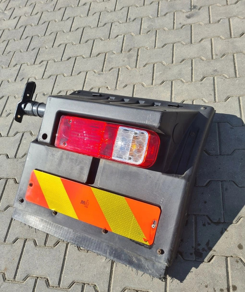 BŁOTNIK KOMPLETNY PRAWY TYŁ LAMPA CHLAPACZ MOCOWANIE FORD F-MAX CARGO - Poritiib: pilt 2 BŁOTNIK KOMPLETNY PRAWY TYŁ LAMPA CHLAPACZ MOCOWANIE FORD F-MAX CARGO - Poritiib: pilt 2