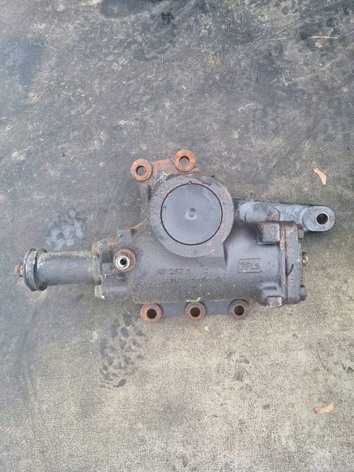 BOSCH KOLUMNA PRZEKŁADNIA KIEROWNICZA VOLVO FH 4 RENAULT GAMA RANGE T BOSCH ZF - Roolikarp - Veoauto: pilt 1 BOSCH KOLUMNA PRZEKŁADNIA KIEROWNICZA VOLVO FH 4 RENAULT GAMA RANGE T BOSCH ZF - Roolikarp - Veoauto: pilt 1