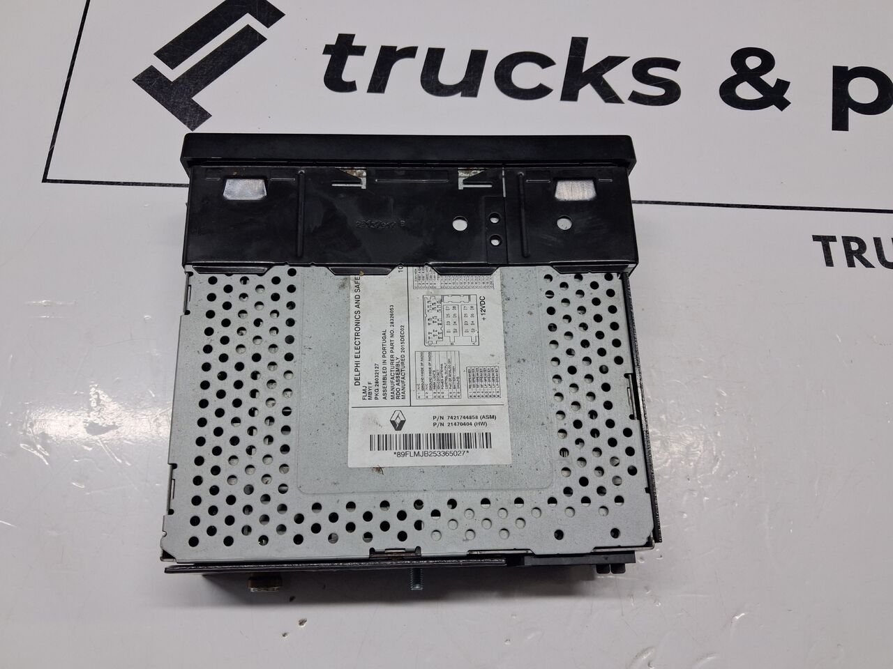 DELPHI RADIO DELPHI RADIOODTWARZACZ CD 12V RENAULT GAMA D ORYGINAŁ - Kabiin ja interjöör - Veoauto: pilt 3 DELPHI RADIO DELPHI RADIOODTWARZACZ CD 12V RENAULT GAMA D ORYGINAŁ - Kabiin ja interjöör - Veoauto: pilt 3