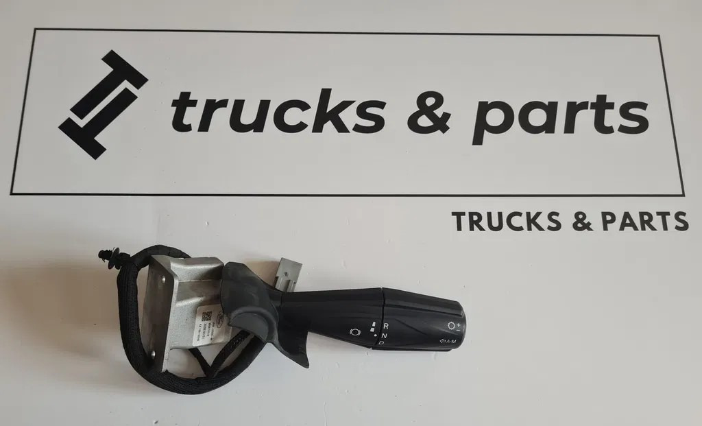 FORD MANETKA PRZEŁĄCZNIK WŁACZNIK BIEGÓW LEWAREK MANETKA FORD F-MAX 500 EURO 6 JC46 - 2D255 - Käigukang: pilt 1 FORD MANETKA PRZEŁĄCZNIK WŁACZNIK BIEGÓW LEWAREK MANETKA FORD F-MAX 500 EURO 6 JC46 - 2D255 - Käigukang: pilt 1