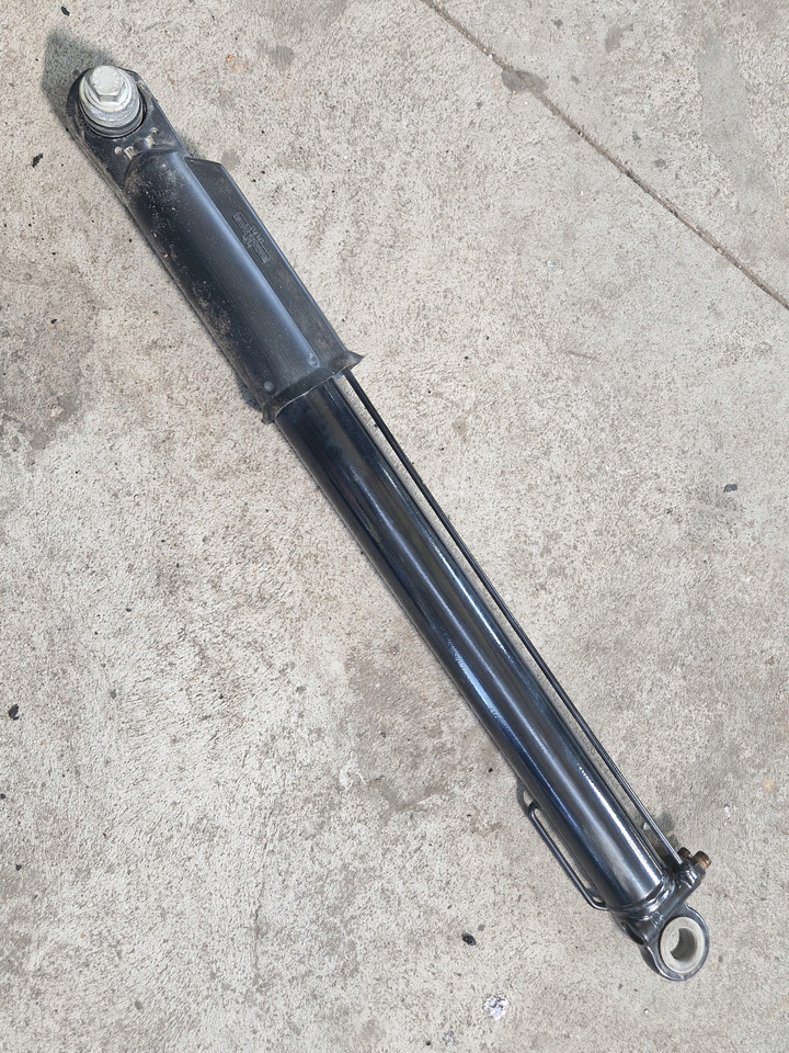 FORD SIŁOWNIK PODNOSZENIA KABINY FORD F-MAX CARGO EURO 6 WEBER-HYDRAULIK - Kabiini vedrustus - Veoauto: pilt 2 FORD SIŁOWNIK PODNOSZENIA KABINY FORD F-MAX CARGO EURO 6 WEBER-HYDRAULIK - Kabiini vedrustus - Veoauto: pilt 2