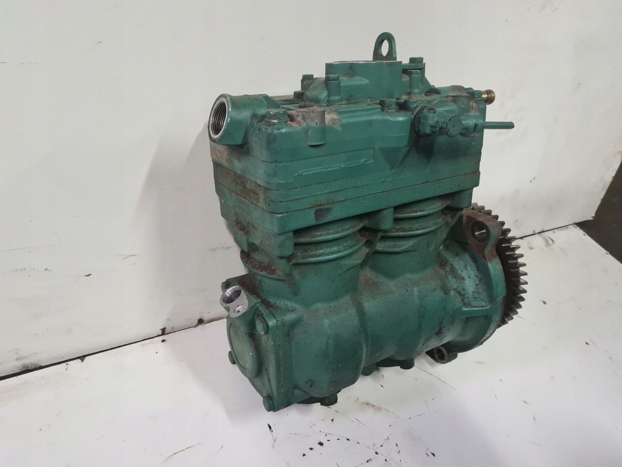 KNORR-BREMSE SPRĘŻARKA KOMPRESOR POWIETRZA RENAULT GAMA T EVO VOLVO FH 5 FM 5 ORYGINAŁ - Õhkpidur - Veoauto: pilt 3 KNORR-BREMSE SPRĘŻARKA KOMPRESOR POWIETRZA RENAULT GAMA T EVO VOLVO FH 5 FM 5 ORYGINAŁ - Õhkpidur - Veoauto: pilt 3