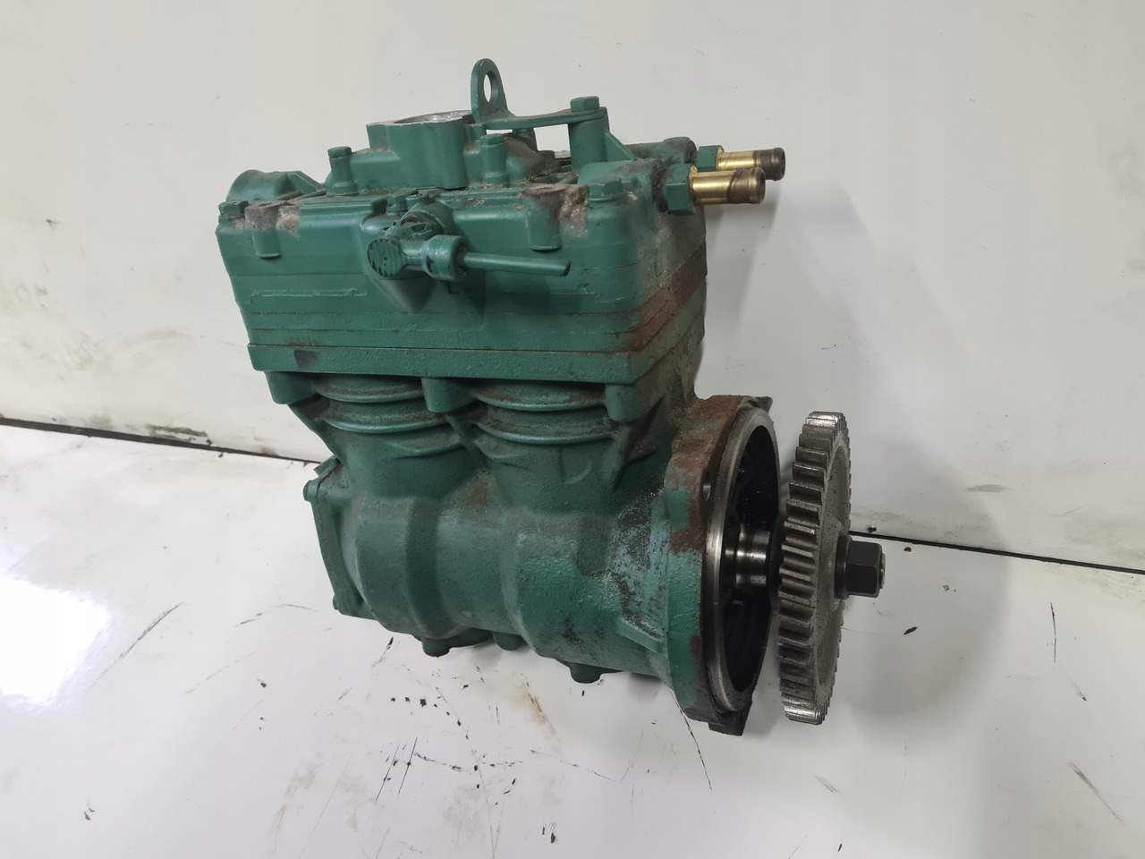 KNORR-BREMSE SPRĘŻARKA KOMPRESOR POWIETRZA RENAULT GAMA T EVO VOLVO FH 5 FM 5 ORYGINAŁ - Õhkpidur - Veoauto: pilt 1 KNORR-BREMSE SPRĘŻARKA KOMPRESOR POWIETRZA RENAULT GAMA T EVO VOLVO FH 5 FM 5 ORYGINAŁ - Õhkpidur - Veoauto: pilt 1