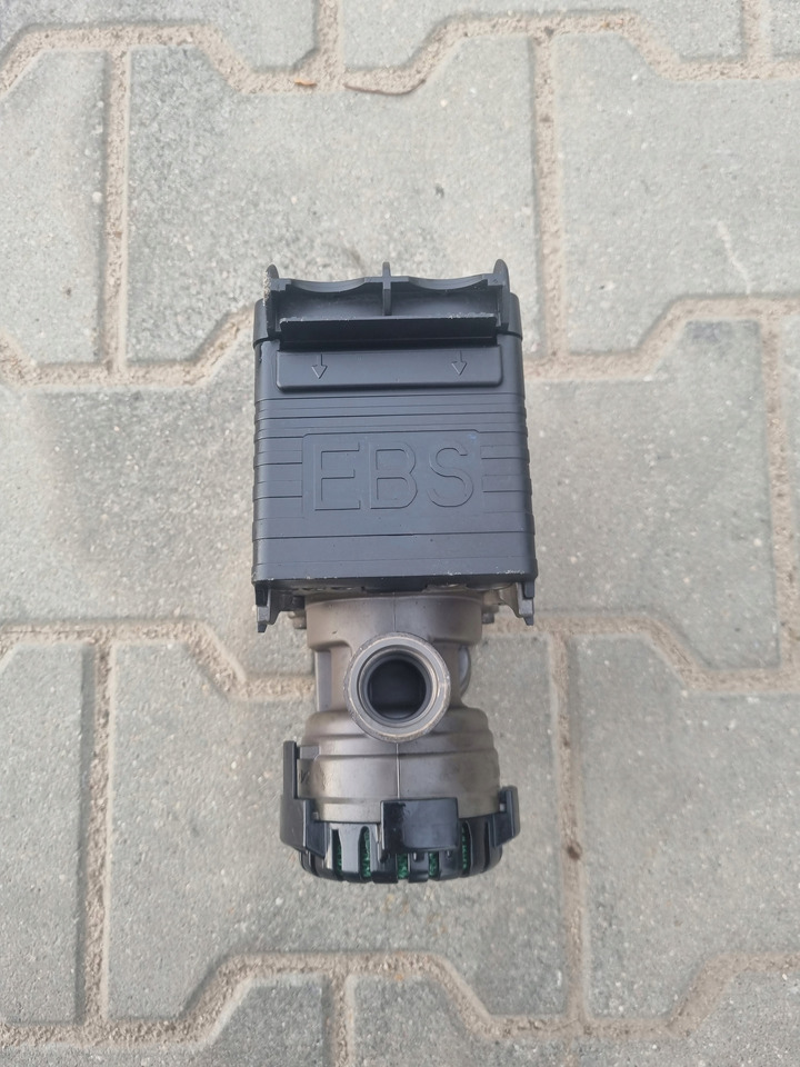 KNORR-BREMSE ZAWÓR MODULATOR EBS PRZÓD VOLVO FH 4 FM 4 FMX 4 FL FE - Piduriklapp - Veoauto: pilt 3 KNORR-BREMSE ZAWÓR MODULATOR EBS PRZÓD VOLVO FH 4 FM 4 FMX 4 FL FE - Piduriklapp - Veoauto: pilt 3