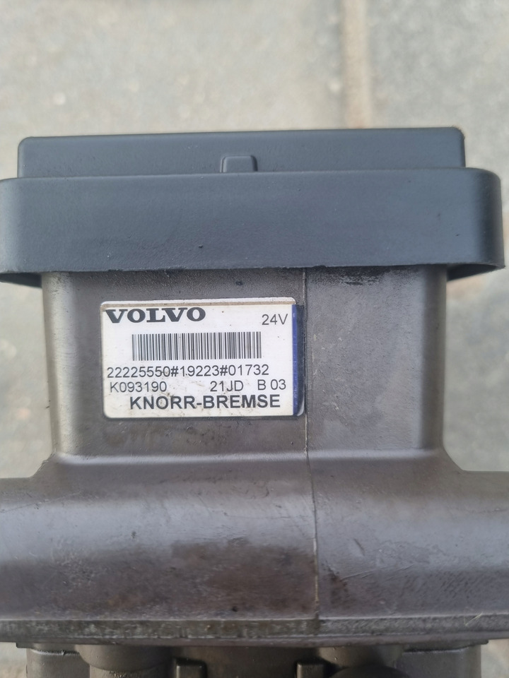KNORR-BREMSE ZAWÓR MODULATOR EBS PRZÓD VOLVO FH 4 FM 4 FMX 4 FL FE - Piduriklapp - Veoauto: pilt 4 KNORR-BREMSE ZAWÓR MODULATOR EBS PRZÓD VOLVO FH 4 FM 4 FMX 4 FL FE - Piduriklapp - Veoauto: pilt 4