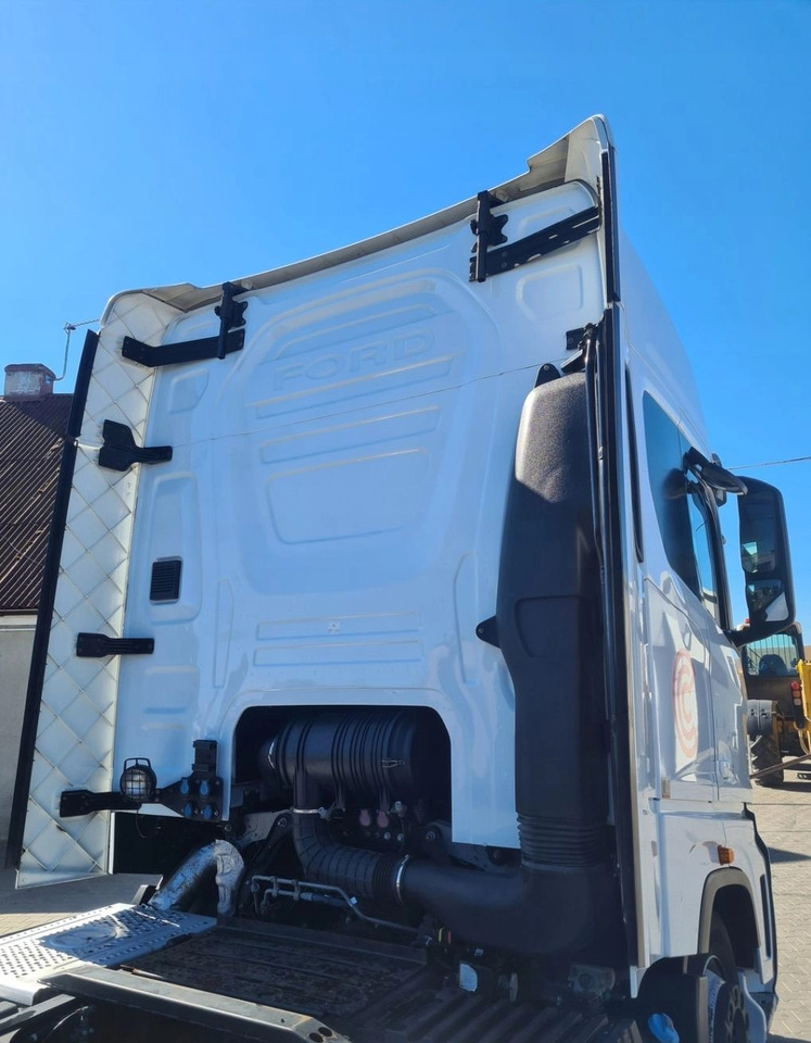 KOMPLETNA FORD F-MAX 500 TRUCKS - Kabiin: pilt 5 KOMPLETNA FORD F-MAX 500 TRUCKS - Kabiin: pilt 5