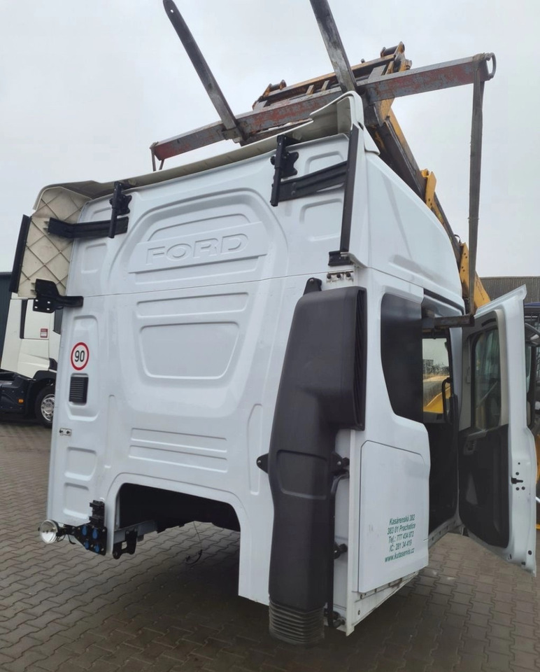 KOMPLETNA FORD F-MAX TRUCKS CARGO 500 - Kabiin: pilt 5 KOMPLETNA FORD F-MAX TRUCKS CARGO 500 - Kabiin: pilt 5