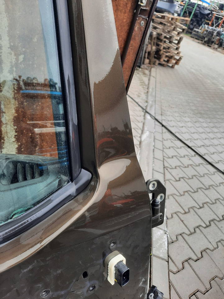 RENAULT DRZWI KOMPLETNE PRAWE RENAULT GAMA T RANGE - Uks ja varuosad - Veoauto: pilt 5 RENAULT DRZWI KOMPLETNE PRAWE RENAULT GAMA T RANGE - Uks ja varuosad - Veoauto: pilt 5