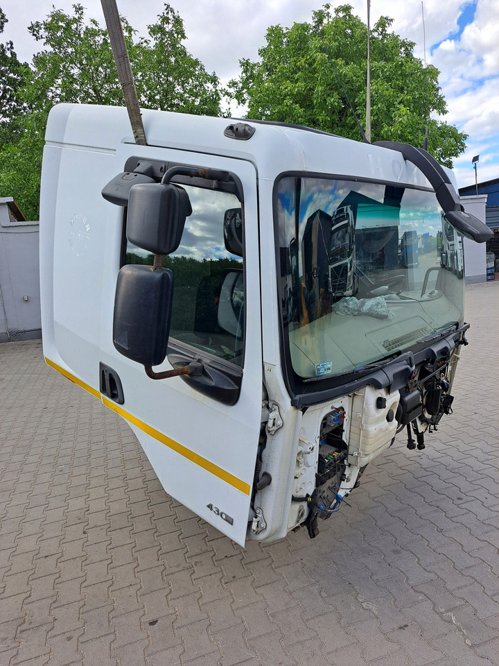 RENAULT KOMPLETNA KABINA NISKA RENAULT PREMIUM LANDER KERAX DXI - Kabiin - Veoauto: pilt 1 RENAULT KOMPLETNA KABINA NISKA RENAULT PREMIUM LANDER KERAX DXI - Kabiin - Veoauto: pilt 1