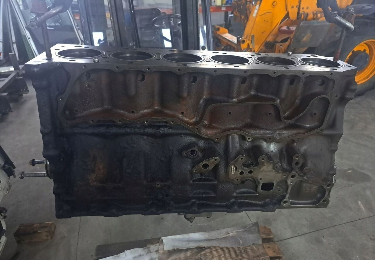RENAULT PREMIUM DXI 11 410 450 1002035 Renault PREMIUM 410 450 - Silindriplokk - Veoauto: pilt 4 RENAULT PREMIUM DXI 11 410 450 1002035 Renault PREMIUM 410 450 - Silindriplokk - Veoauto: pilt 4