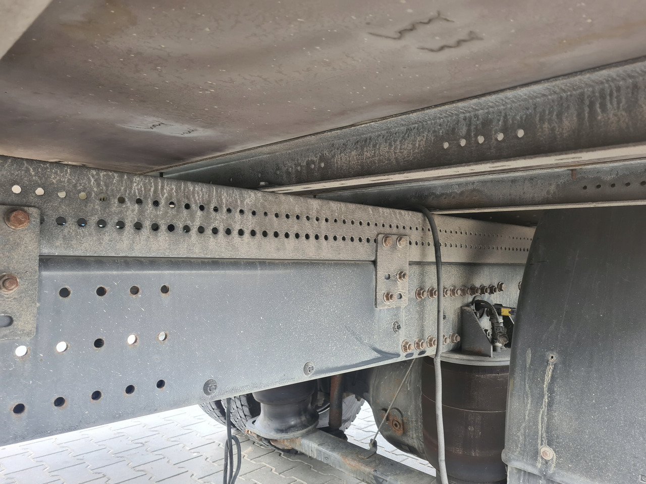 RENAULT ZABUDOWA PAKA PLATFORMA REGULOWANA PODRAMÓWKA 7.25x2.50 - Raam/ Konstruktsioon - Veoauto: pilt 5 RENAULT ZABUDOWA PAKA PLATFORMA REGULOWANA PODRAMÓWKA 7.25x2.50 - Raam/ Konstruktsioon - Veoauto: pilt 5