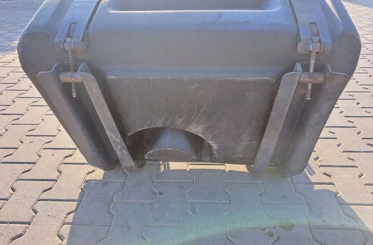 Renault 20823448 Renault GAMA D MIDLUM PREMIUM DXI VOLVO FL FE - Kütusepaak - Veoauto: pilt 3 Renault 20823448 Renault GAMA D MIDLUM PREMIUM DXI VOLVO FL FE - Kütusepaak - Veoauto: pilt 3