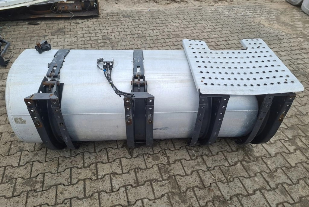 Renault 20873121 Premium Magnum DXI Gama T Volvo FH 13 790L - Kütusepaak: pilt 2 Renault 20873121 Premium Magnum DXI Gama T Volvo FH 13 790L - Kütusepaak: pilt 2