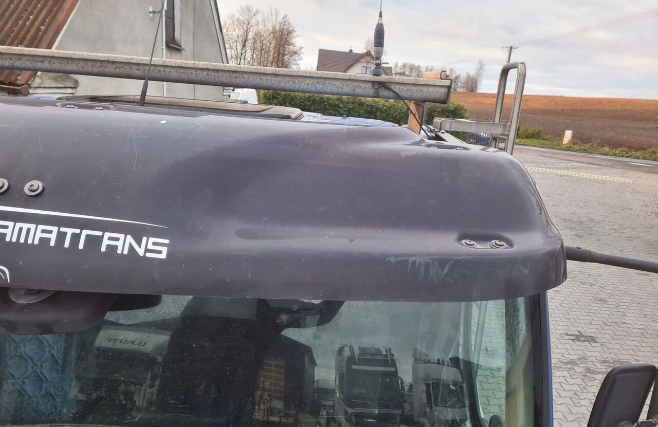 Renault BLENDA OSŁONA PRZECIWSŁONECZNA Renault PREMIUM KERAX LANDER DXI VOLVO FE - Kaitseraud - Veoauto: pilt 2 Renault BLENDA OSŁONA PRZECIWSŁONECZNA Renault PREMIUM KERAX LANDER DXI VOLVO FE - Kaitseraud - Veoauto: pilt 2