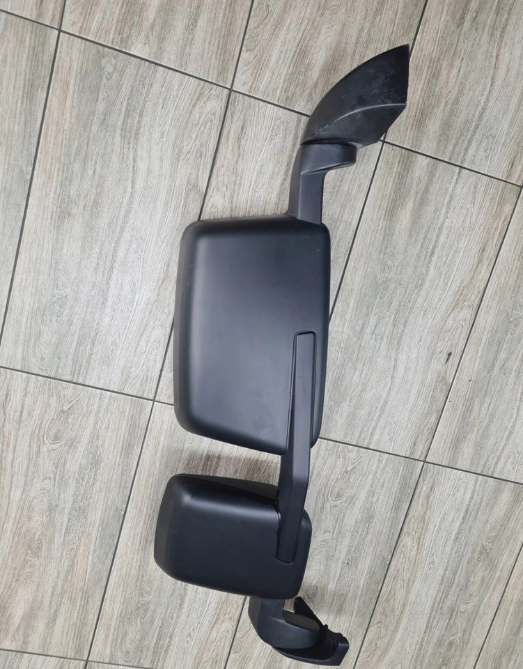Renault GAMA T C K RANGE - Tahavaatepeegel: pilt 4 Renault GAMA T C K RANGE - Tahavaatepeegel: pilt 4