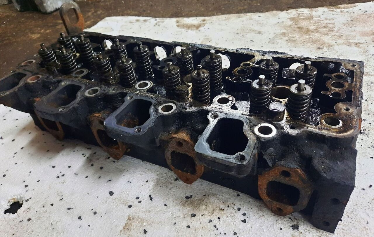 Renault GŁOWICA SILNIKA RENAULT MIDLUM 190 220 EUV DXI 5 - Mootori pea - Veoauto: pilt 3 Renault GŁOWICA SILNIKA RENAULT MIDLUM 190 220 EUV DXI 5 - Mootori pea - Veoauto: pilt 3