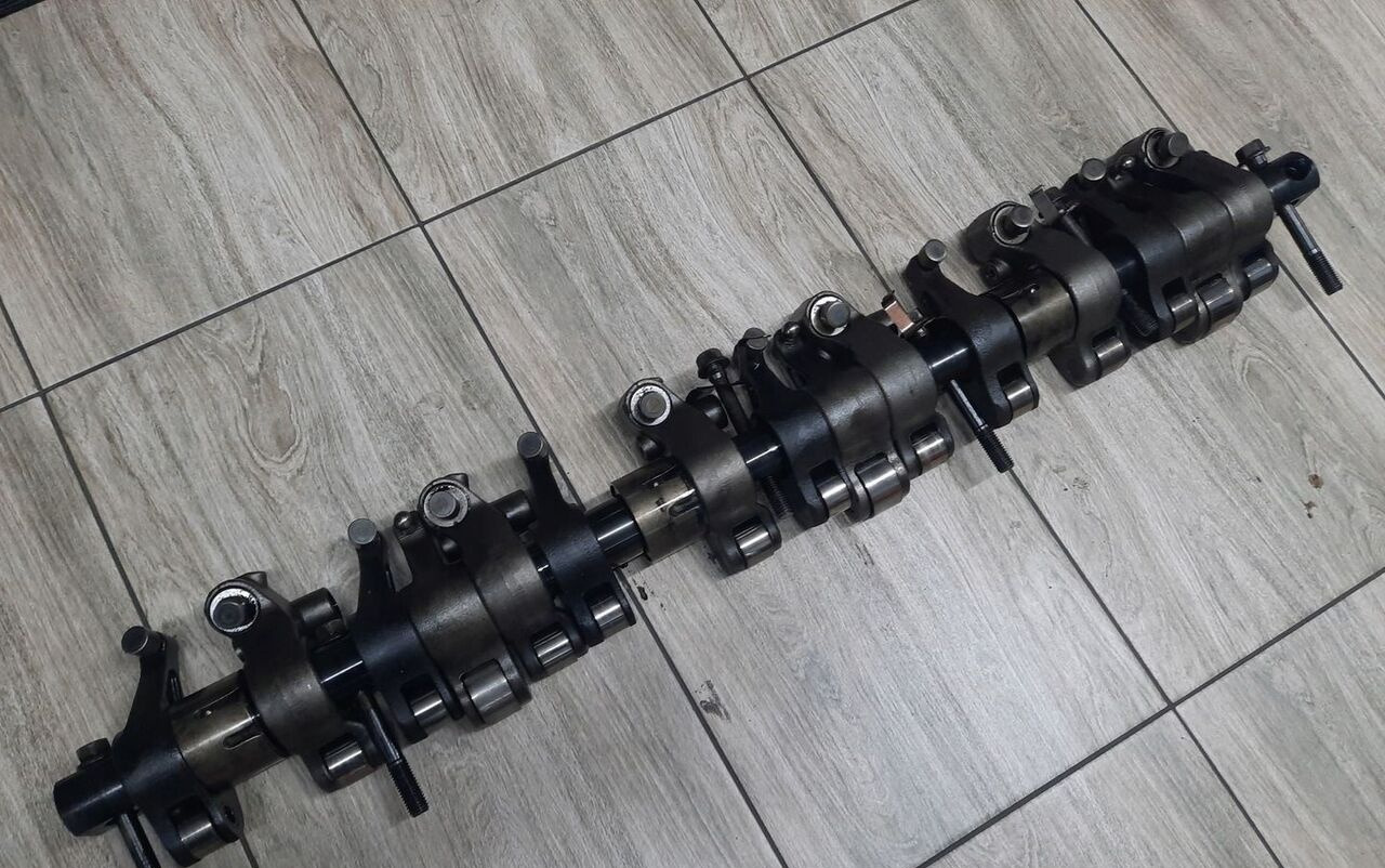 Renault KLAWIATURA RENAULT GAMA T RANGE DTI 11 430 460 VOLVO FM 4 D11K - Mootor ja varuosad - Veoauto: pilt 1 Renault KLAWIATURA RENAULT GAMA T RANGE DTI 11 430 460 VOLVO FM 4 D11K - Mootor ja varuosad - Veoauto: pilt 1