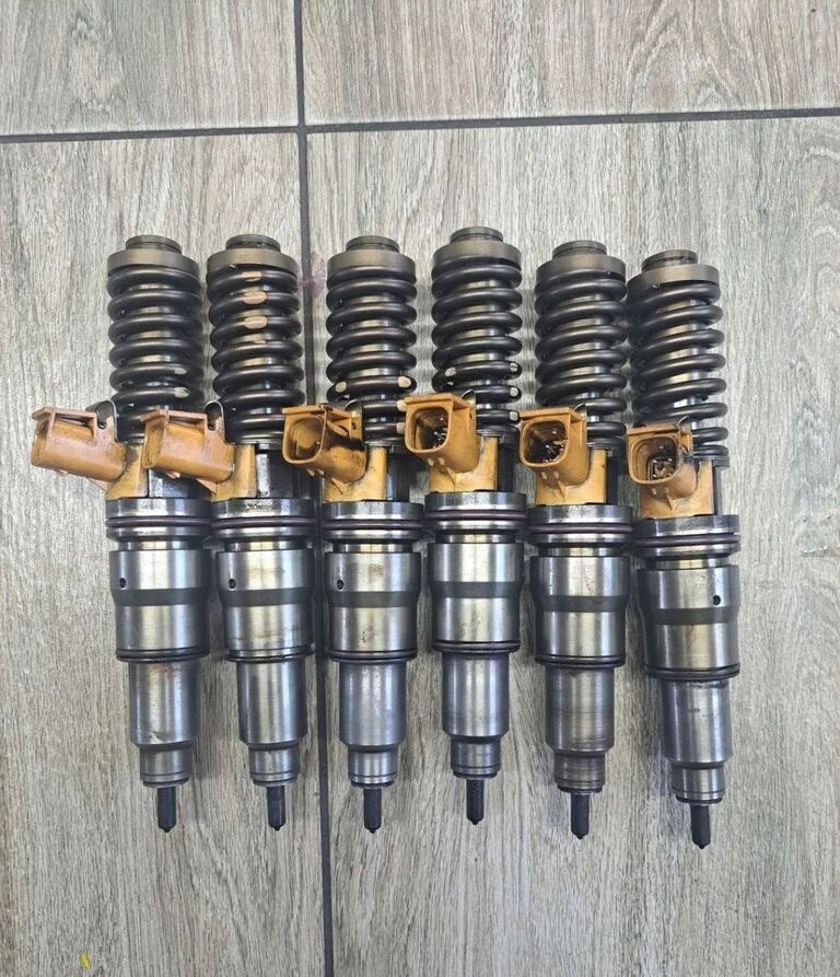 Renault POMPO E POMPOWTRYSKI MAGNUM DXI VOLVO FM FH 21340616 Renault RENAULT MAGNUM DXI VOLVO FM FH 21340616 - Sissepritse - Veoauto: pilt 1 Renault POMPO E POMPOWTRYSKI MAGNUM DXI VOLVO FM FH 21340616 Renault RENAULT MAGNUM DXI VOLVO FM FH 21340616 - Sissepritse - Veoauto: pilt 1