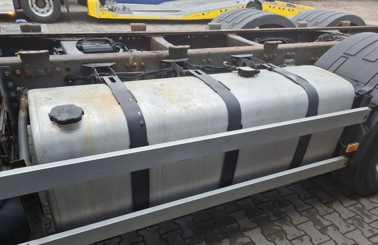 Renault PREMIUM MAGNUM DXI GAMA T VOLVO FH 13 4 180X70X70 1 Renault RENAULT PREMIUM MAGNUM DXI GAMA T VOLVO FH 13 4 - Kütusepaak - Veoauto: pilt 4 Renault PREMIUM MAGNUM DXI GAMA T VOLVO FH 13 4 180X70X70 1 Renault RENAULT PREMIUM MAGNUM DXI GAMA T VOLVO FH 13 4 - Kütusepaak - Veoauto: pilt 4