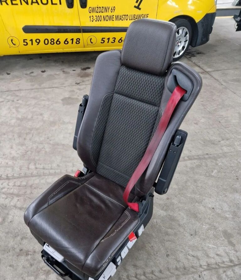 Renault SIEDZENIE KIEROWCY Renault GAMA T C K - Iste - Veoauto: pilt 1 Renault SIEDZENIE KIEROWCY Renault GAMA T C K - Iste - Veoauto: pilt 1