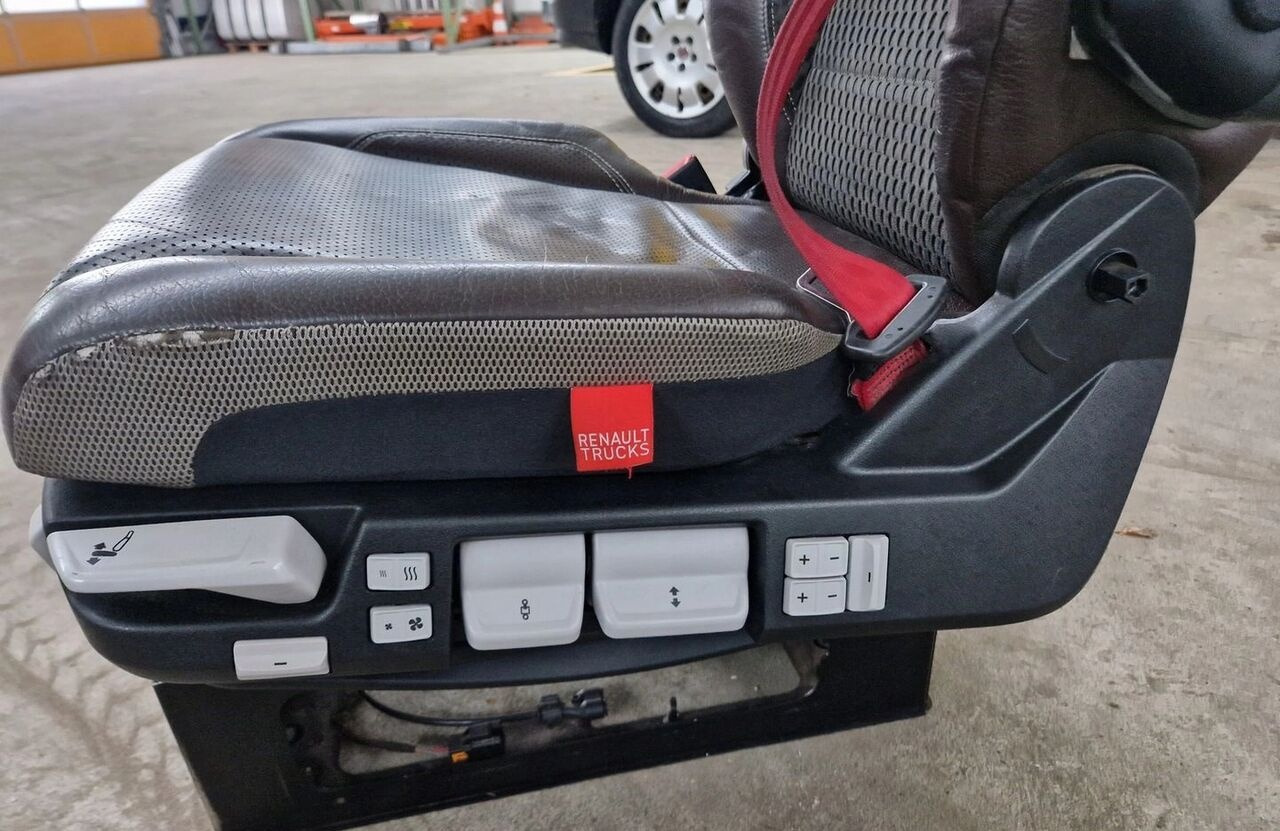 Renault SIEDZENIE KIEROWCY Renault GAMA T C K - Iste - Veoauto: pilt 5 Renault SIEDZENIE KIEROWCY Renault GAMA T C K - Iste - Veoauto: pilt 5