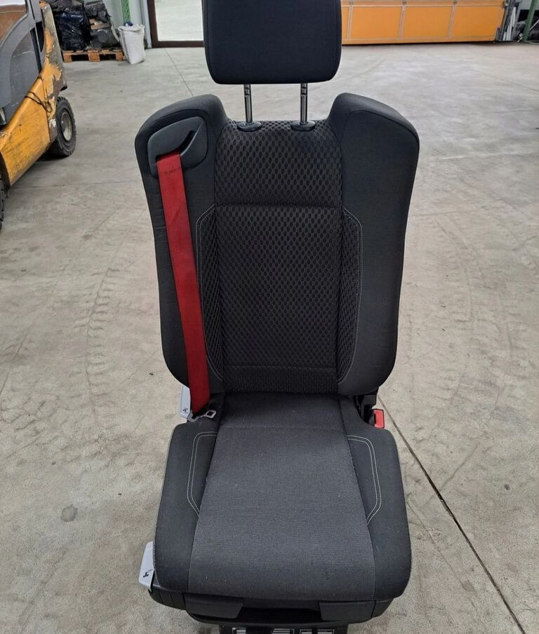 Renault SIEDZENIE PASAŻERA Renault RANGE GAMA T C K - Iste - Veoauto: pilt 3 Renault SIEDZENIE PASAŻERA Renault RANGE GAMA T C K - Iste - Veoauto: pilt 3