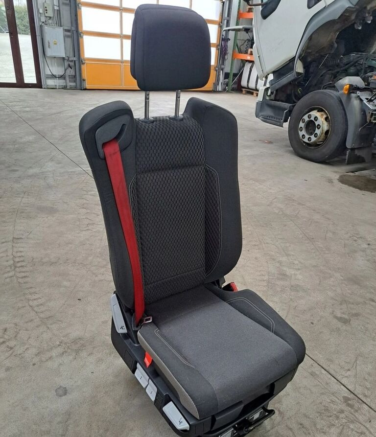 Renault SIEDZENIE PASAŻERA Renault RANGE GAMA T C K - Iste - Veoauto: pilt 1 Renault SIEDZENIE PASAŻERA Renault RANGE GAMA T C K - Iste - Veoauto: pilt 1
