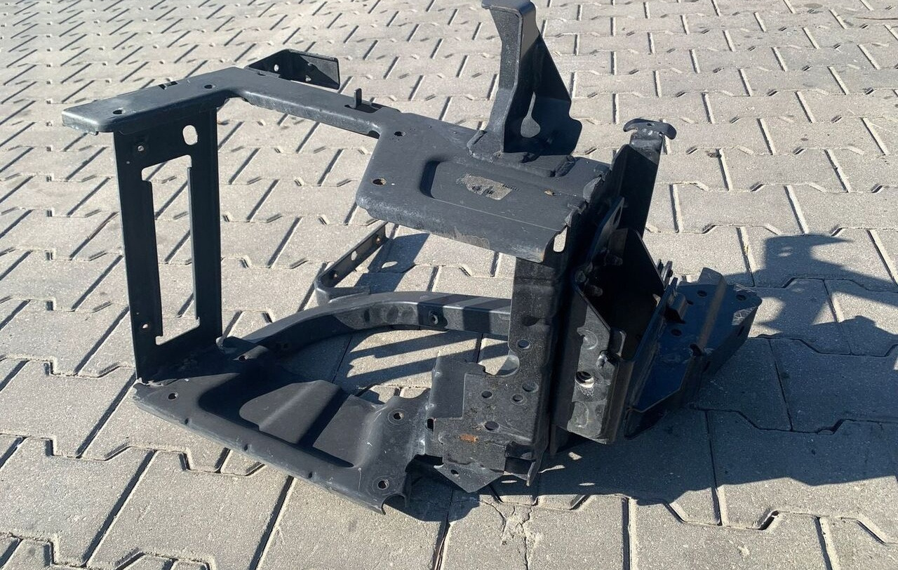 Renault STELAŻ STOPNICY STOPNIA PRAWY RENAULT GAMA T RANGE - Asteraud - Veoauto: pilt 2 Renault STELAŻ STOPNICY STOPNIA PRAWY RENAULT GAMA T RANGE - Asteraud - Veoauto: pilt 2