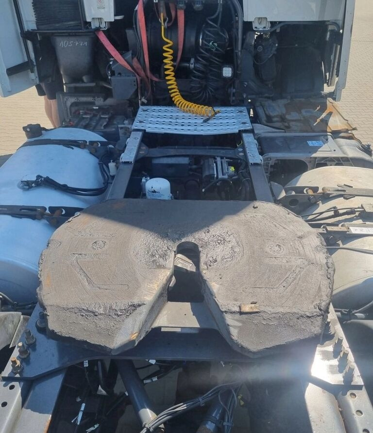 SAF FH FM 9 12 13 4 21587561 Volvo - Sidurattad - Veoauto: pilt 2 SAF FH FM 9 12 13 4 21587561 Volvo - Sidurattad - Veoauto: pilt 2