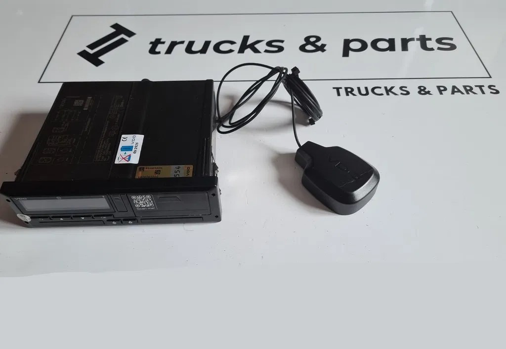 VDO 12V/24V R4.1 2024 ROK 2 GENERACJI - Spidomeeter: pilt 1 VDO 12V/24V R4.1 2024 ROK 2 GENERACJI - Spidomeeter: pilt 1