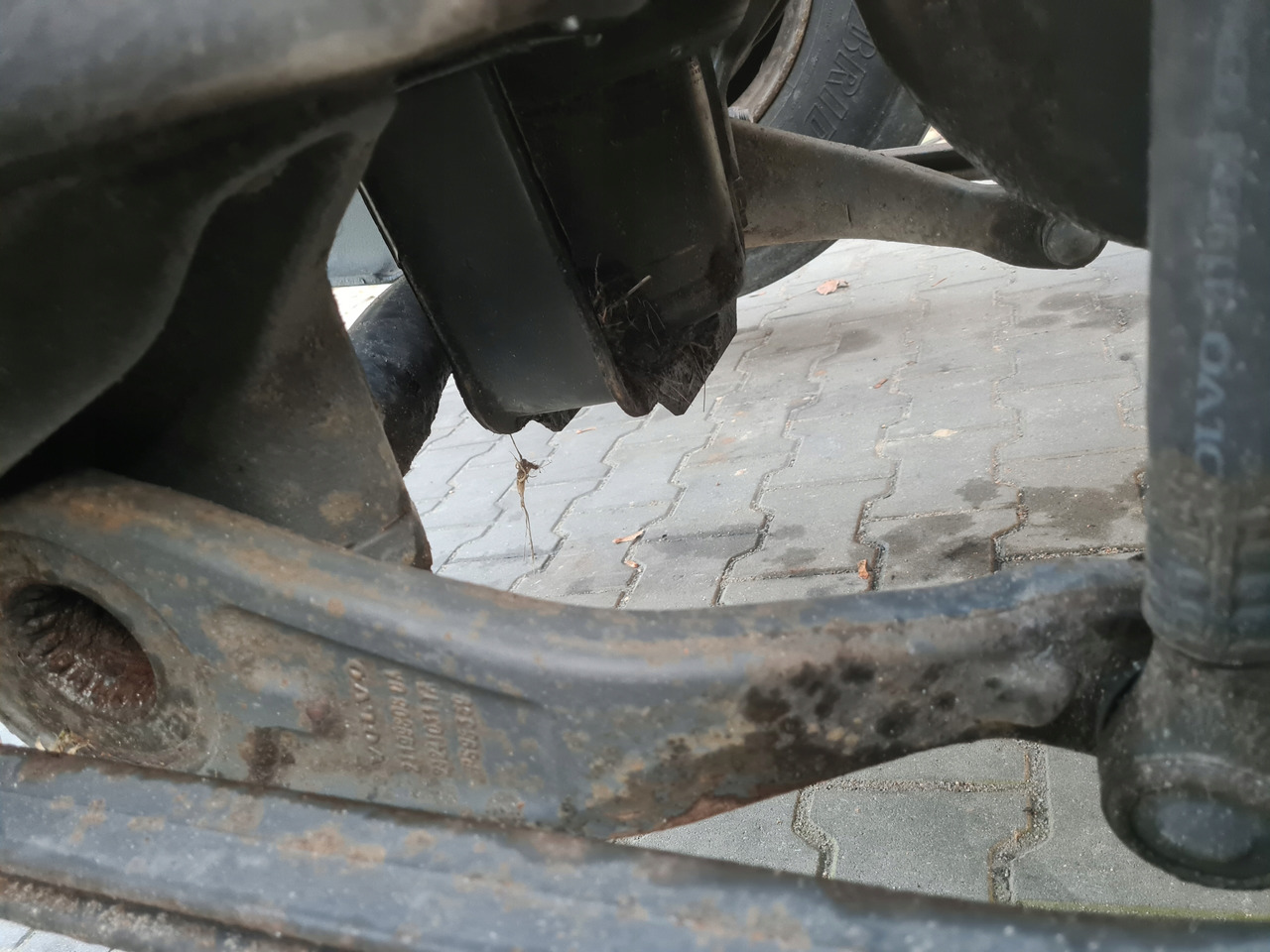 VOLVO DRĄŻEK STABILIZATOR TYŁ VOLVO FH 4 FM 4 FMX FH 5 FM 5 6x2 6x4 65MM - Stabilisaator - Veoauto: pilt 3 VOLVO DRĄŻEK STABILIZATOR TYŁ VOLVO FH 4 FM 4 FMX FH 5 FM 5 6x2 6x4 65MM - Stabilisaator - Veoauto: pilt 3