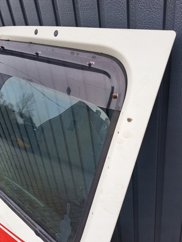 VOLVO DRZWI KOMPLETNE LEWE VOLVO FH 13 LIFT - Uks ja varuosad - Veoauto: pilt 5 VOLVO DRZWI KOMPLETNE LEWE VOLVO FH 13 LIFT - Uks ja varuosad - Veoauto: pilt 5