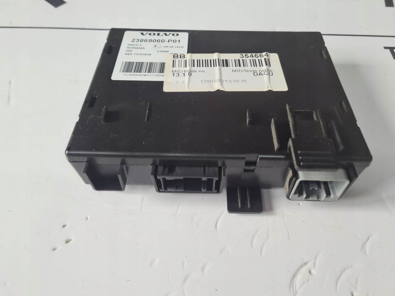 VOLVO MODUŁ STEROWNIK KASETA KOMPUTER DACU 3 VOLVO FH 5 FM 5 FMX I-SAVE 23869060 - Elektrisüsteem - Veoauto: pilt 2 VOLVO MODUŁ STEROWNIK KASETA KOMPUTER DACU 3 VOLVO FH 5 FM 5 FMX I-SAVE 23869060 - Elektrisüsteem - Veoauto: pilt 2