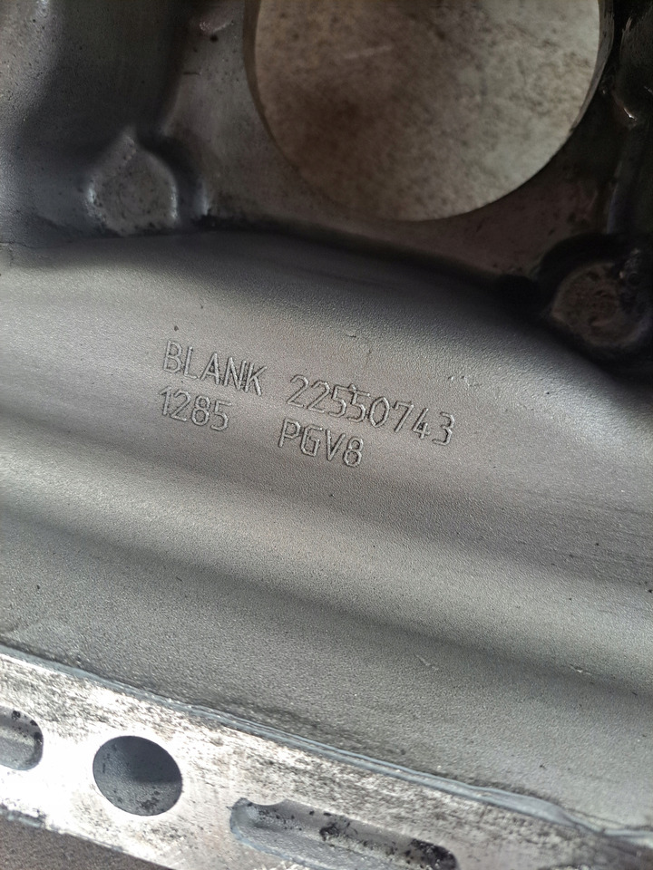 Käigukast ja varuosad - Veoauto VOLVO OBUDOWA TYŁ REDUKTOR SKRZYNI I-SHIFT AUTOMAT AT 2612 TRAG-G VOLVO FH 4 FH 5 RENAULT GAMA T: pilt 7 Käigukast ja varuosad - Veoauto VOLVO OBUDOWA TYŁ REDUKTOR SKRZYNI I-SHIFT AUTOMAT AT 2612 TRAG-G VOLVO FH 4 FH 5 RENAULT GAMA T: pilt 7