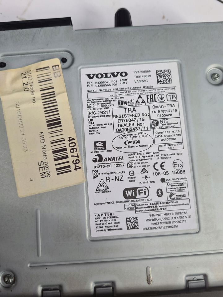 VOLVO RADIO MODUŁ SEM RADIA WIFI BLUETOOTH VOLVO FH 4 FM 4 FH 5 FM 5 FMX - Kabiin ja interjöör - Veoauto: pilt 5 VOLVO RADIO MODUŁ SEM RADIA WIFI BLUETOOTH VOLVO FH 4 FM 4 FH 5 FM 5 FMX - Kabiin ja interjöör - Veoauto: pilt 5