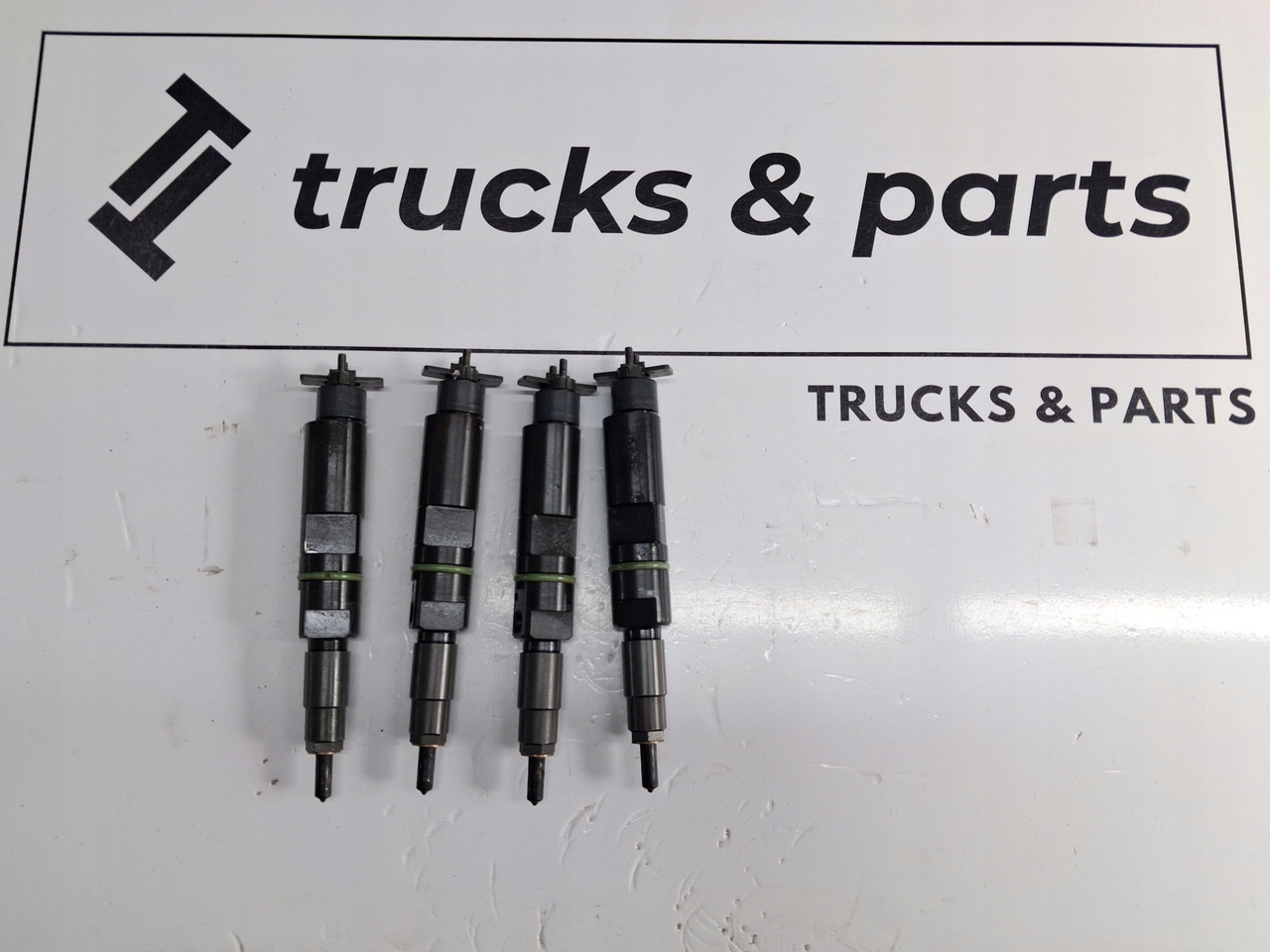 VOLVO WTRYSKIWACZE WTRYSKI VOLVO FL RENAULT GAMA D DTI 5 D5K - Sissepritse - Veoauto: pilt 1 VOLVO WTRYSKIWACZE WTRYSKI VOLVO FL RENAULT GAMA D DTI 5 D5K - Sissepritse - Veoauto: pilt 1