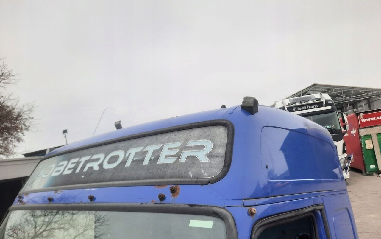 Volvo FH 12 13 - Kabiin - Veoauto: pilt 4 Volvo FH 12 13 - Kabiin - Veoauto: pilt 4